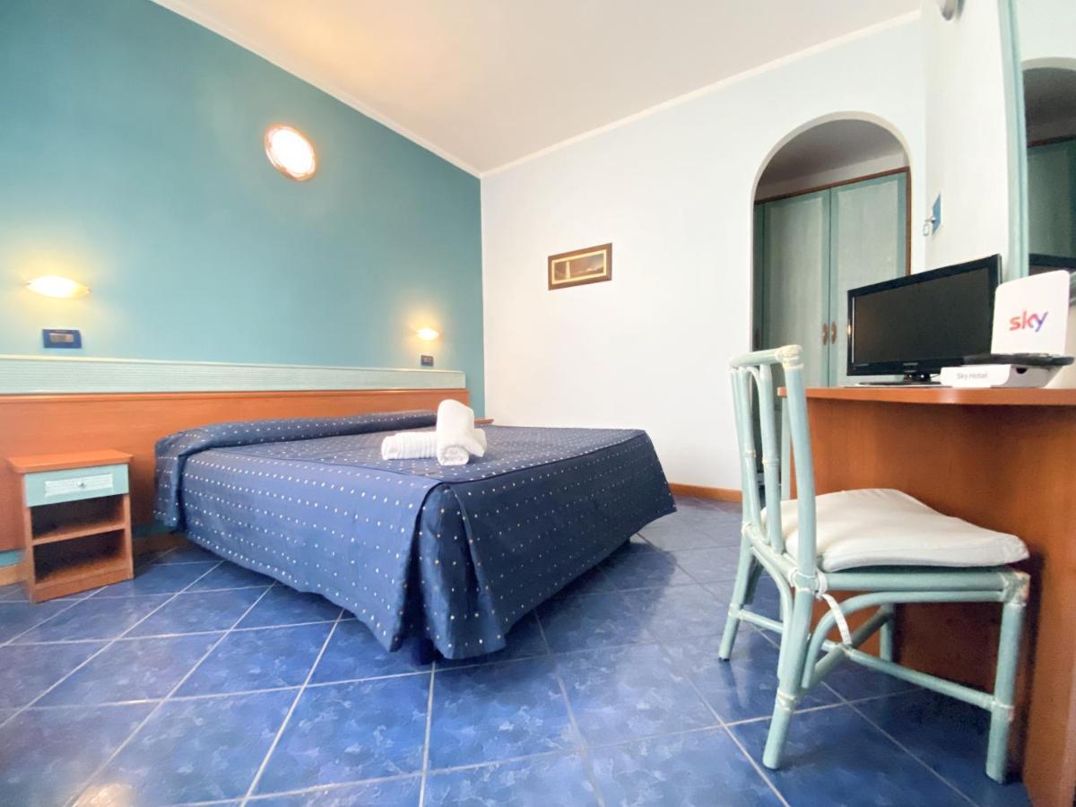 Double Room,1383088397:JPEG